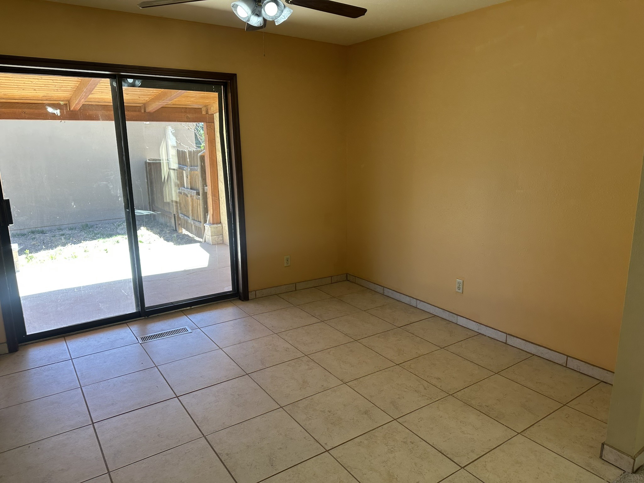 340 Ridgecrest Avenue White Rock, NM 87547 - Photo 15 of 32