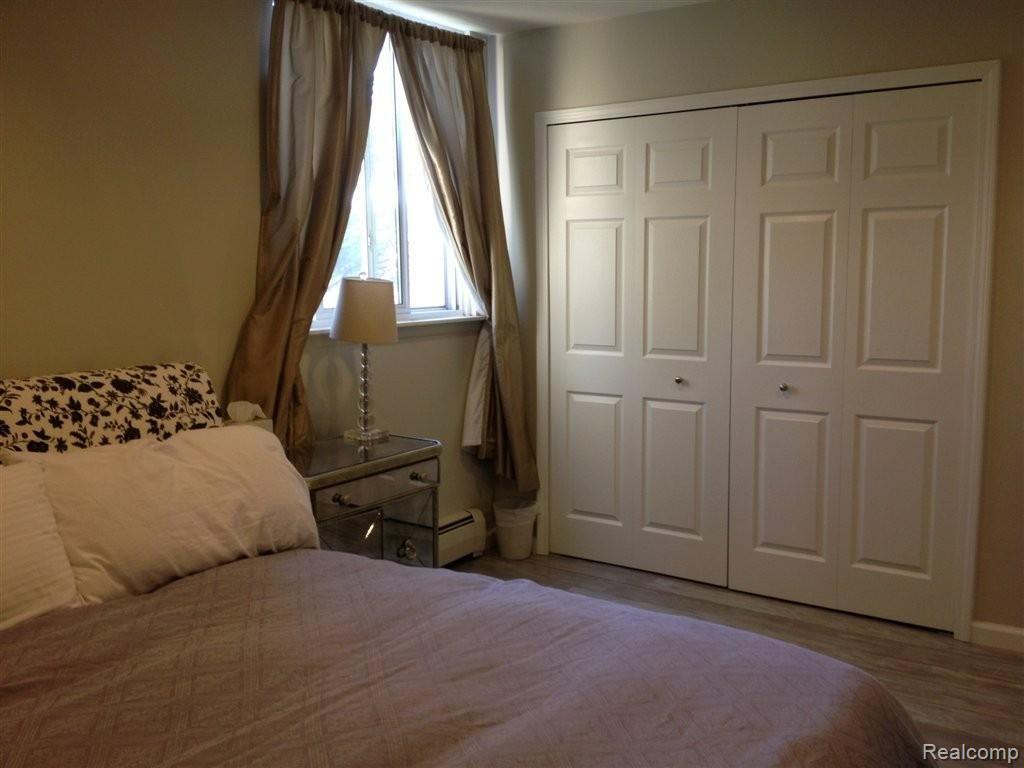 4921 Crooks Road, Unit 8 Royal Oak, MI 48073 - Photo 15 of 21 2013-05-24 16.50.13.jpg