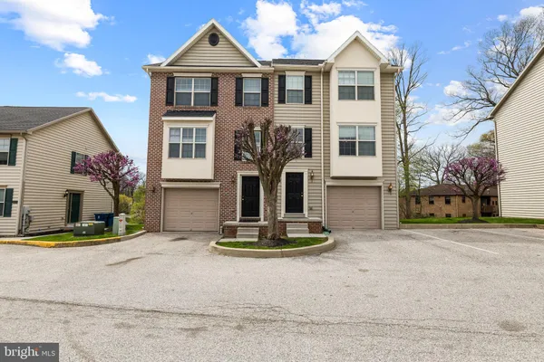 $1,899 | 10 Shady Tree Court, York, PA 17402