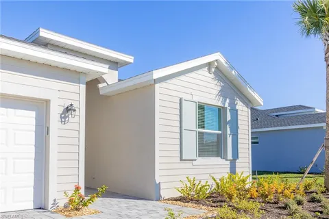 $494,950 | 17752 Saddleback Loop, North Fort Myers, FL 33917