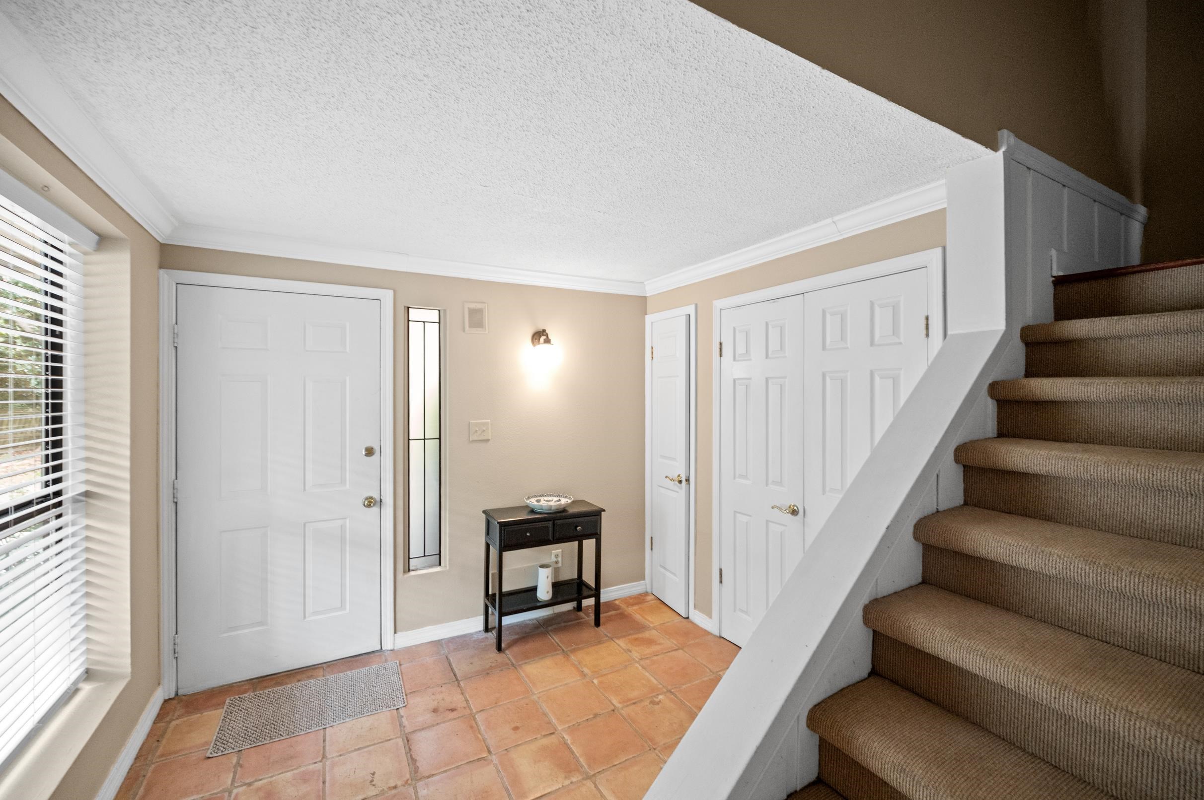 710 South Mobile Street, Unit 8 Fairhope, AL 36532 - Photo 35 of 39 Entrance Foyer