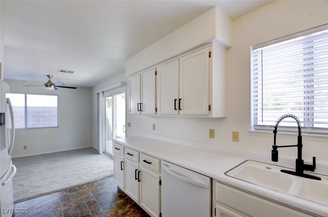 8216 Carmen Boulevard Las Vegas, NV 89128 - Photo 12 of 32