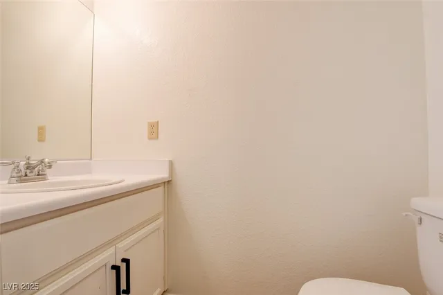 $2,100 | 8216 Carmen Boulevard, Las Vegas, NV 89128