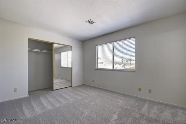 $2,100 | 8216 Carmen Boulevard, Las Vegas, NV 89128