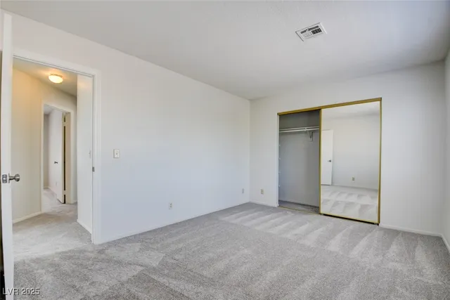 $2,100 | 8216 Carmen Boulevard, Las Vegas, NV 89128