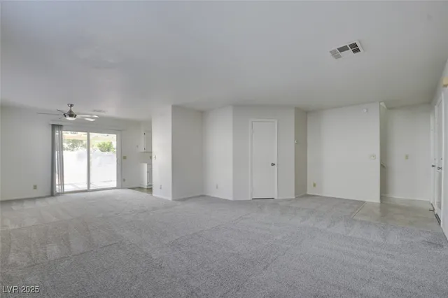 $2,100 | 8216 Carmen Boulevard, Las Vegas, NV 89128