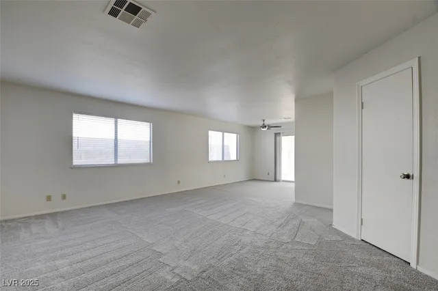 $2,100 | 8216 Carmen Boulevard, Las Vegas, NV 89128