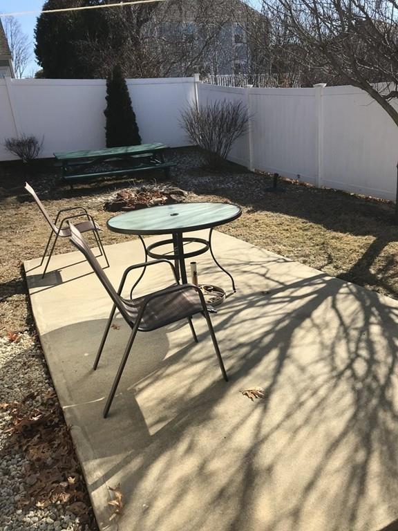155 Ashbrook Street Springfield, MA 01118 - Photo 11 of 14
