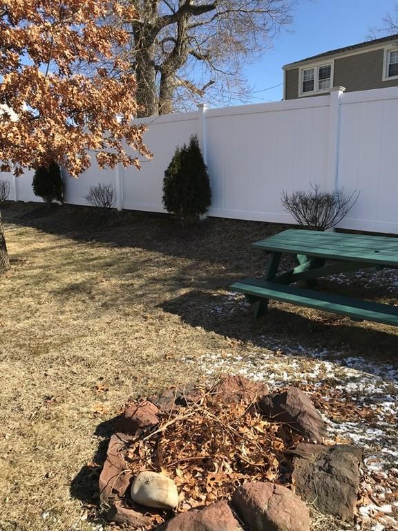 155 Ashbrook Street Springfield, MA 01118 - Photo 12 of 14