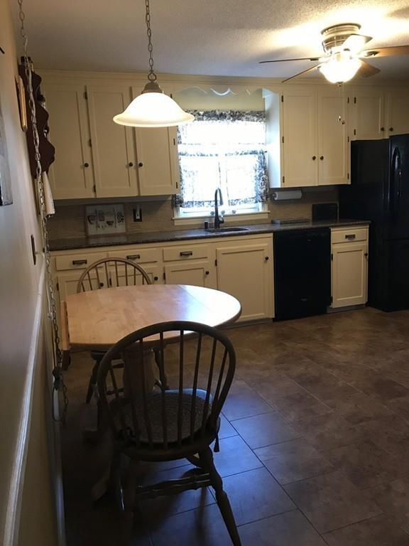 155 Ashbrook Street Springfield, MA 01118 - Photo 4 of 14
