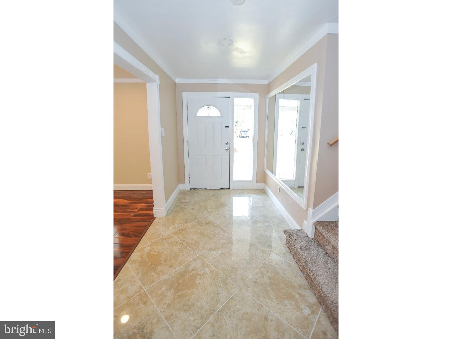 520 Cushmore Road Southampton, PA 18966 - Photo 3 of 19 Foyer