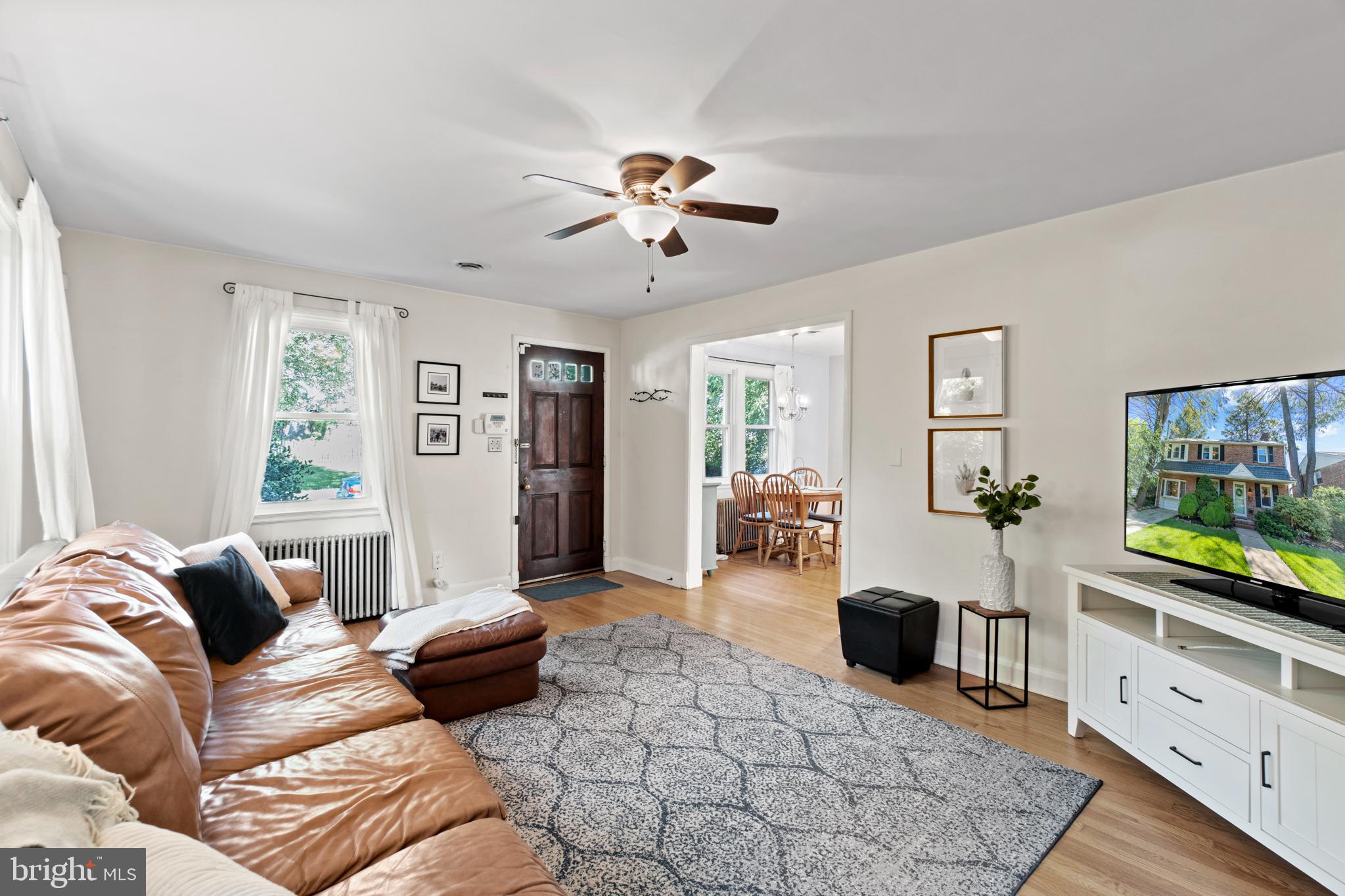 17 Dunmore Road Catonsville, MD 21228 - Photo 4 of 35 Gallery Image 4
