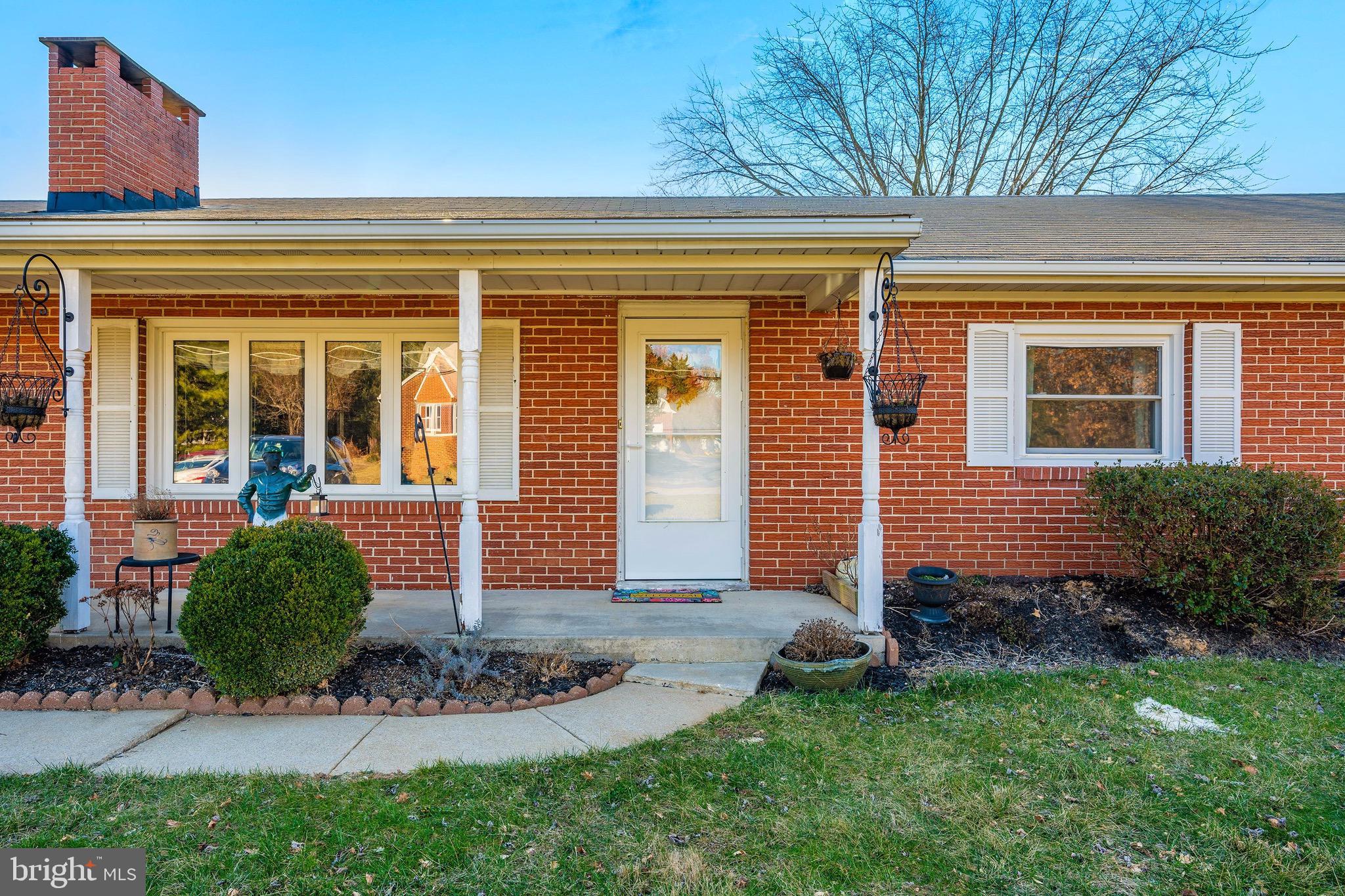 1735 Bollinger Road Westminster, MD 21157 - Photo 2 of 46 Gallery Image 2