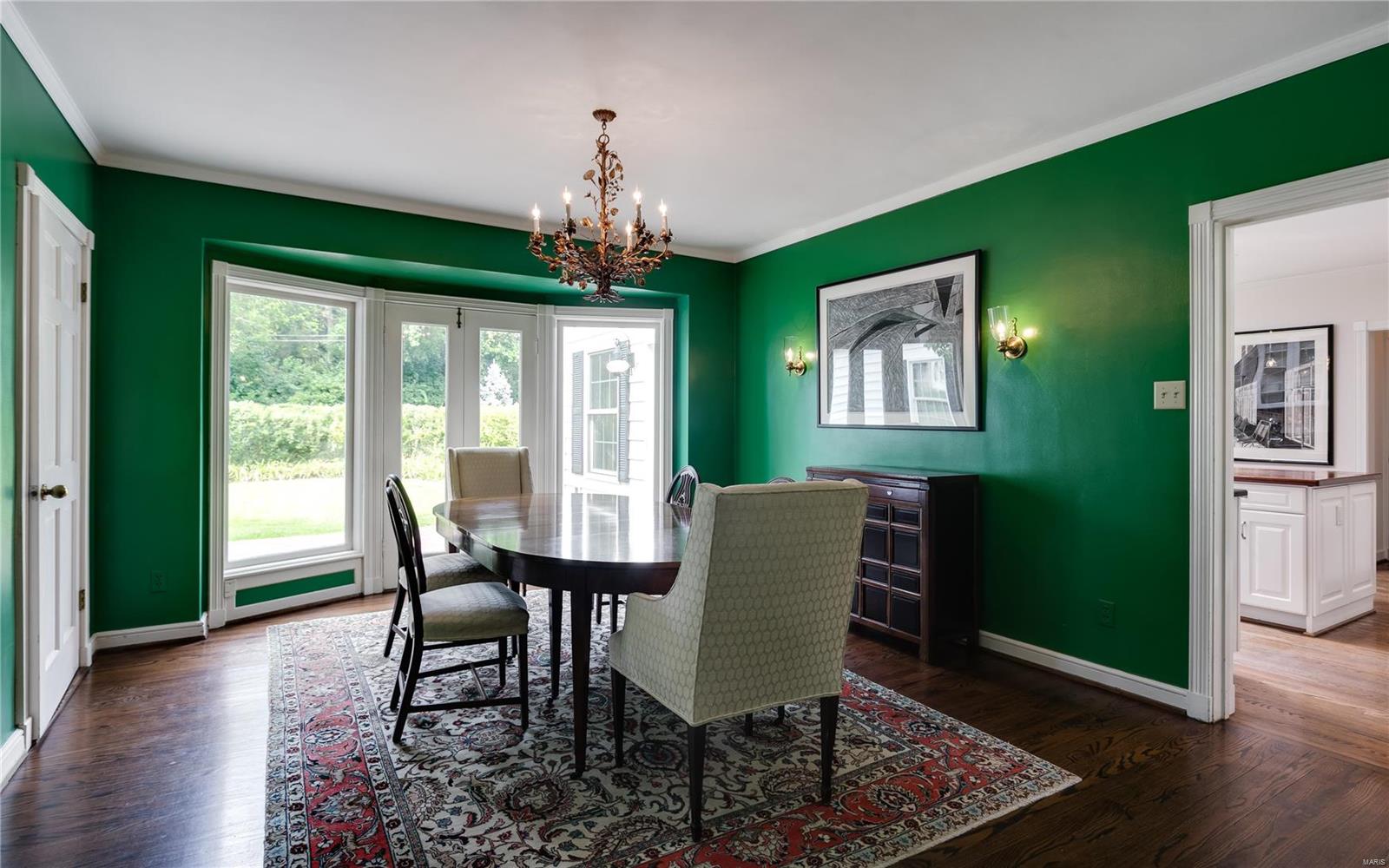 9043 Ladue Road St. Louis, MO 63124 - Photo 19 of 47