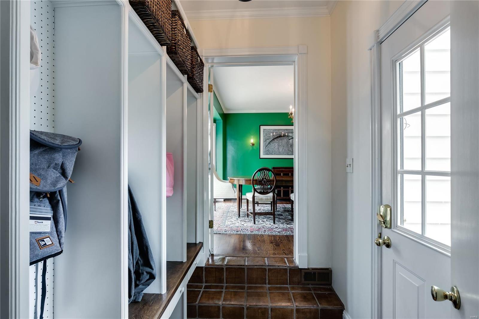 9043 Ladue Road St. Louis, MO 63124 - Photo 22 of 47