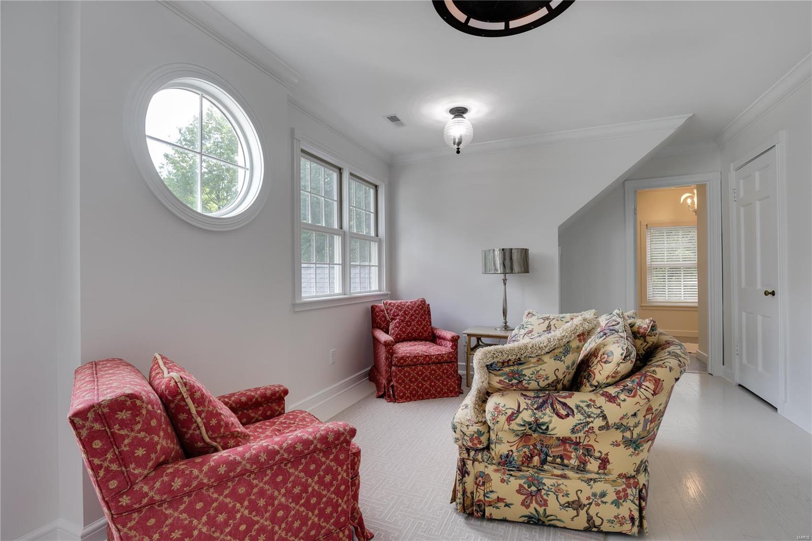 9043 Ladue Road St. Louis, MO 63124 - Photo 33 of 47