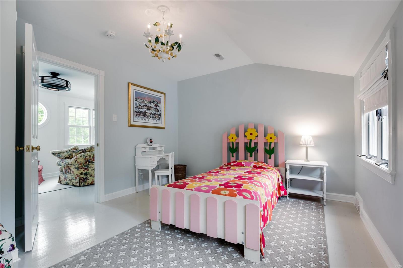 9043 Ladue Road St. Louis, MO 63124 - Photo 35 of 47