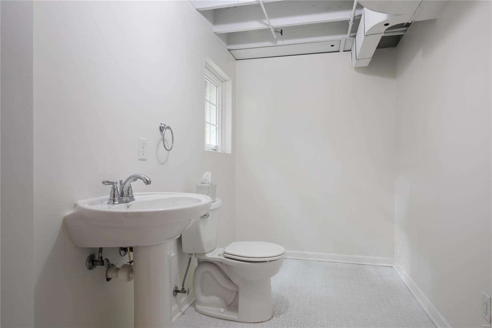 9043 Ladue Road St. Louis, MO 63124 - Photo 47 of 47