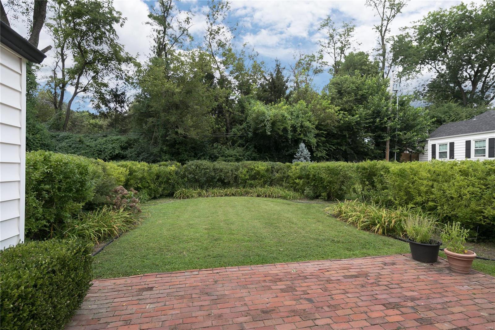9043 Ladue Road St. Louis, MO 63124 - Photo 9 of 47