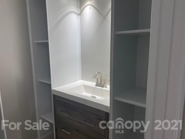 10700 Painted Tree Road Charlotte, NC 28226 - Photo 20 of 26 Gallery Image 20
