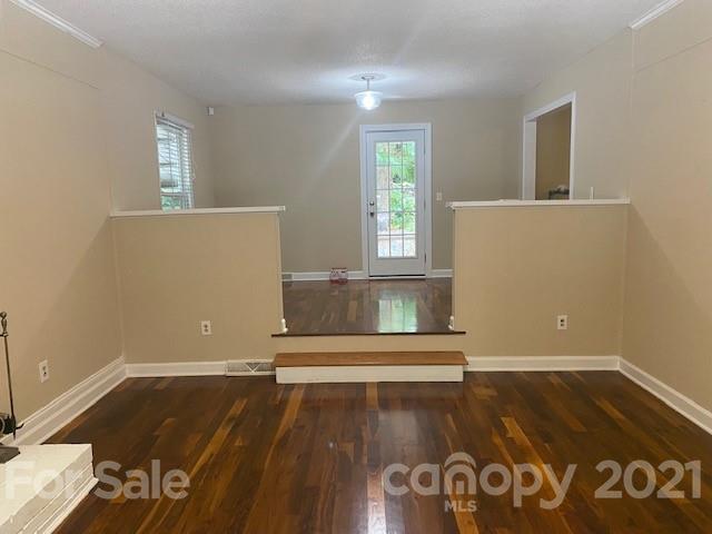 10700 Painted Tree Road Charlotte, NC 28226 - Photo 9 of 26 Gallery Image 9