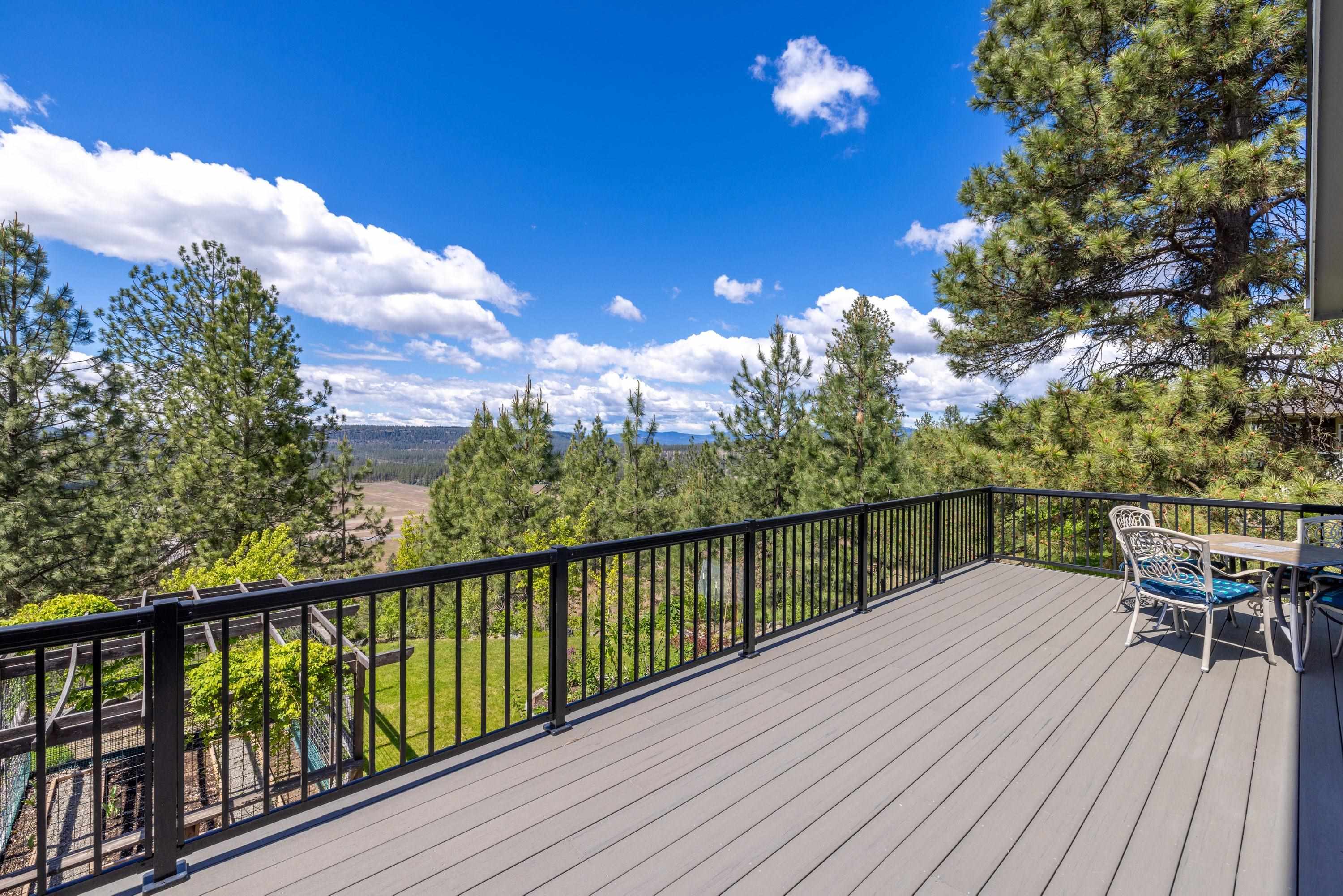 9407 North Linden Lane Spokane, WA 99208 - Photo 2 of 48