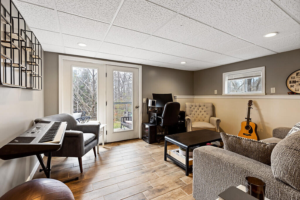 414 Litchfield Road Farmingdale, ME 04344 - Photo 20 of 27 Family Room