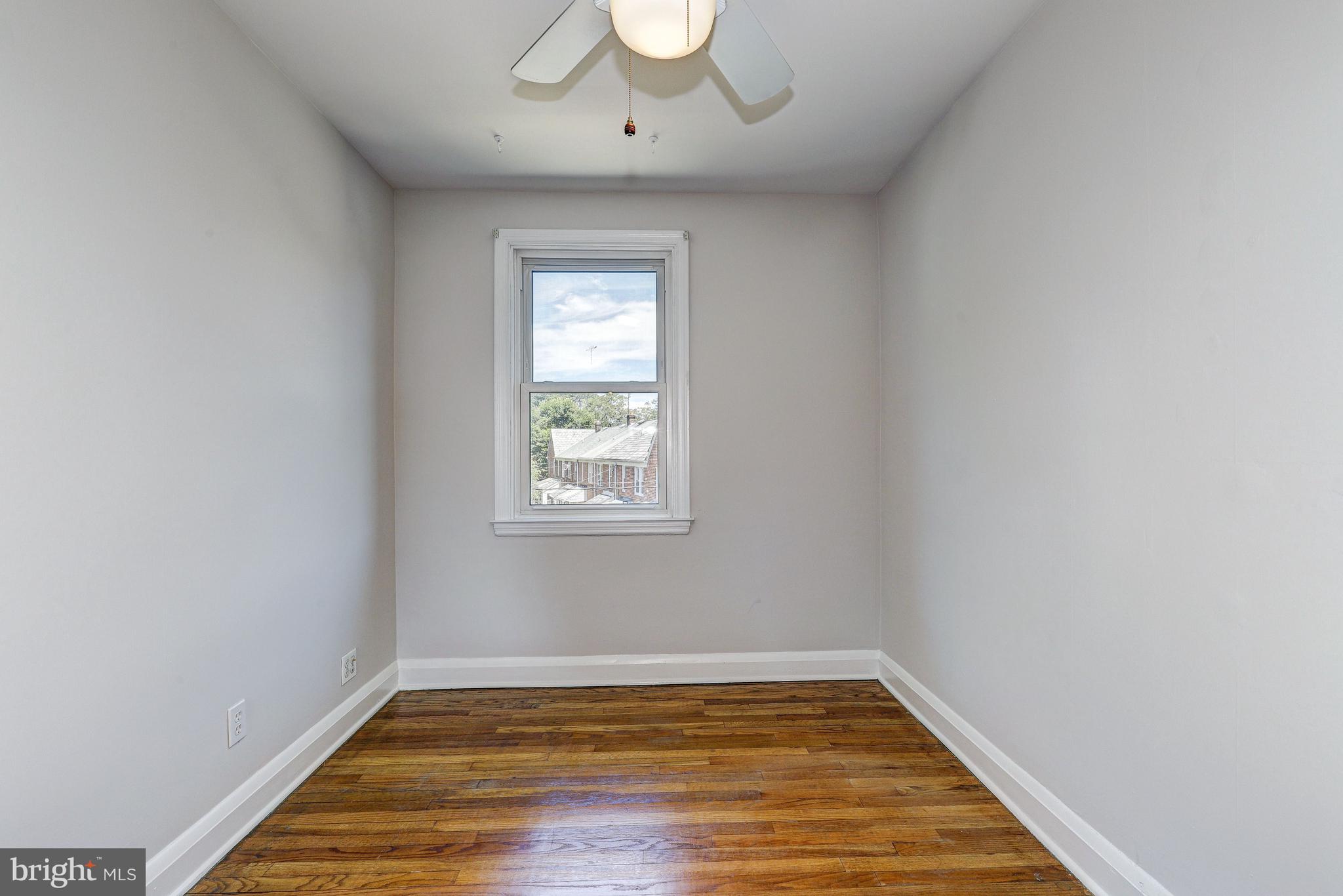 6336 Frederick Road Catonsville, MD 21228 - Photo 16 of 40 Bedroom