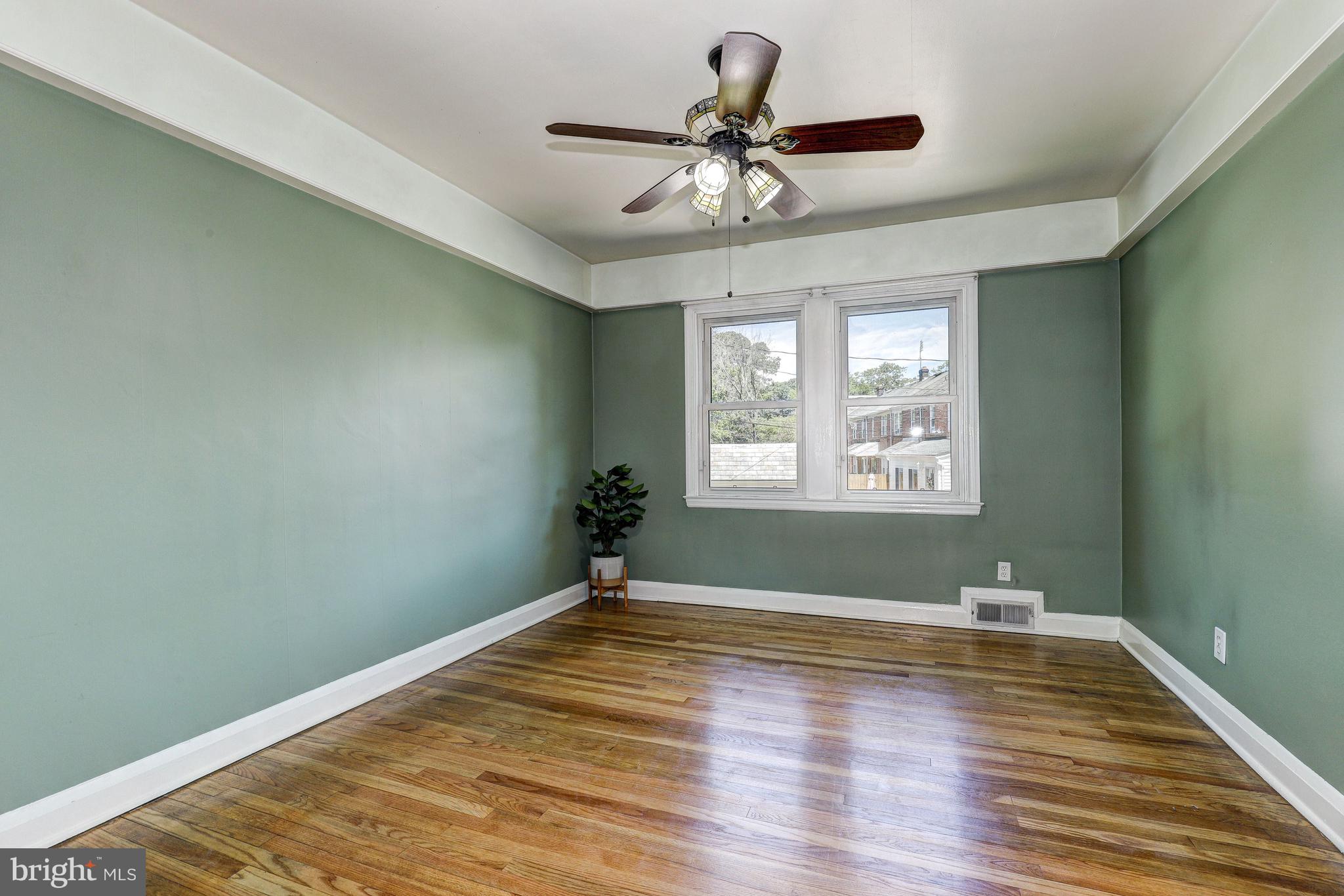 6336 Frederick Road Catonsville, MD 21228 - Photo 8 of 40 Dining Room