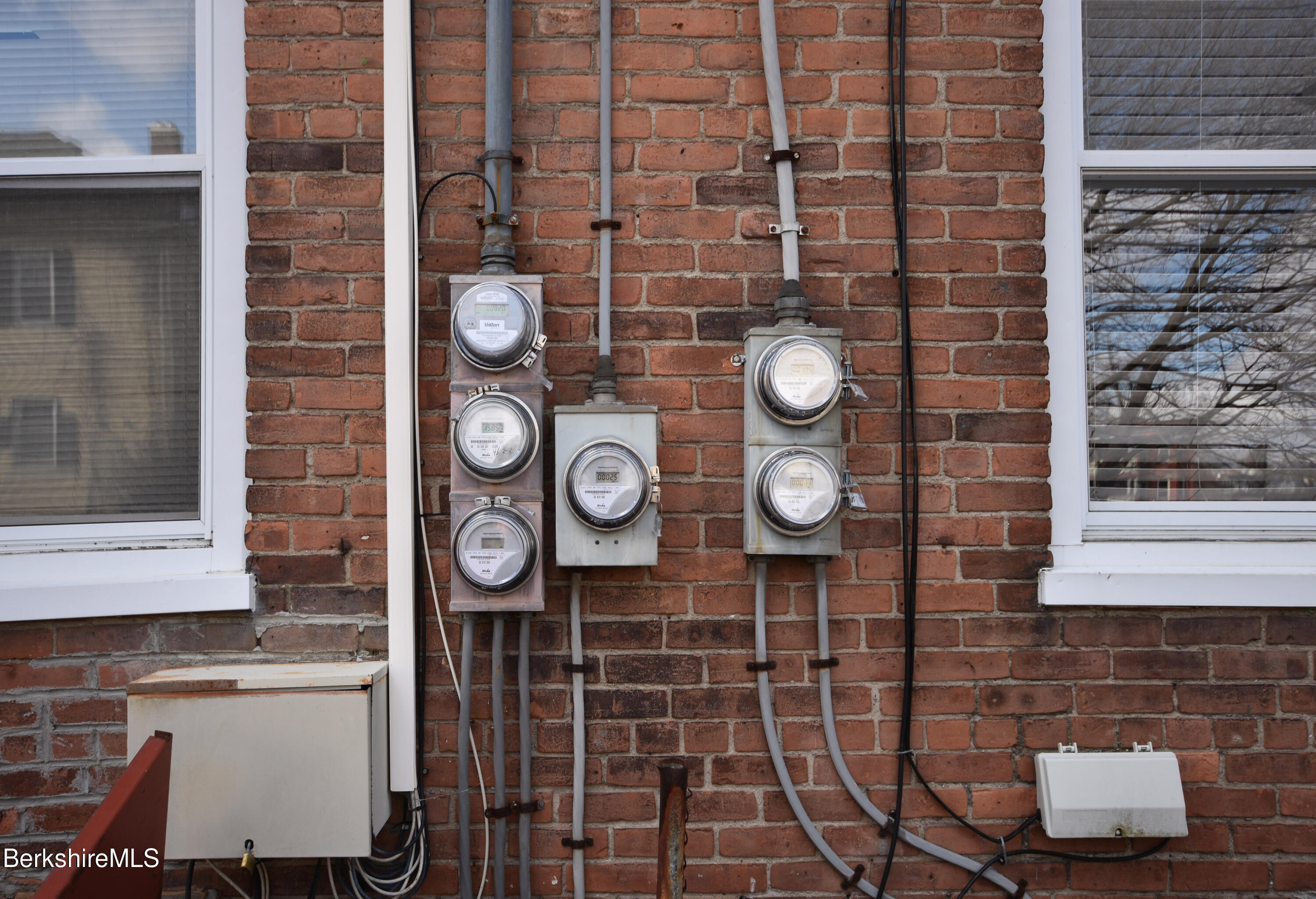 40-48 Reed Street Pittsfield, MA 01201 - Photo 33 of 35 a bathroom with a toilet and a shower