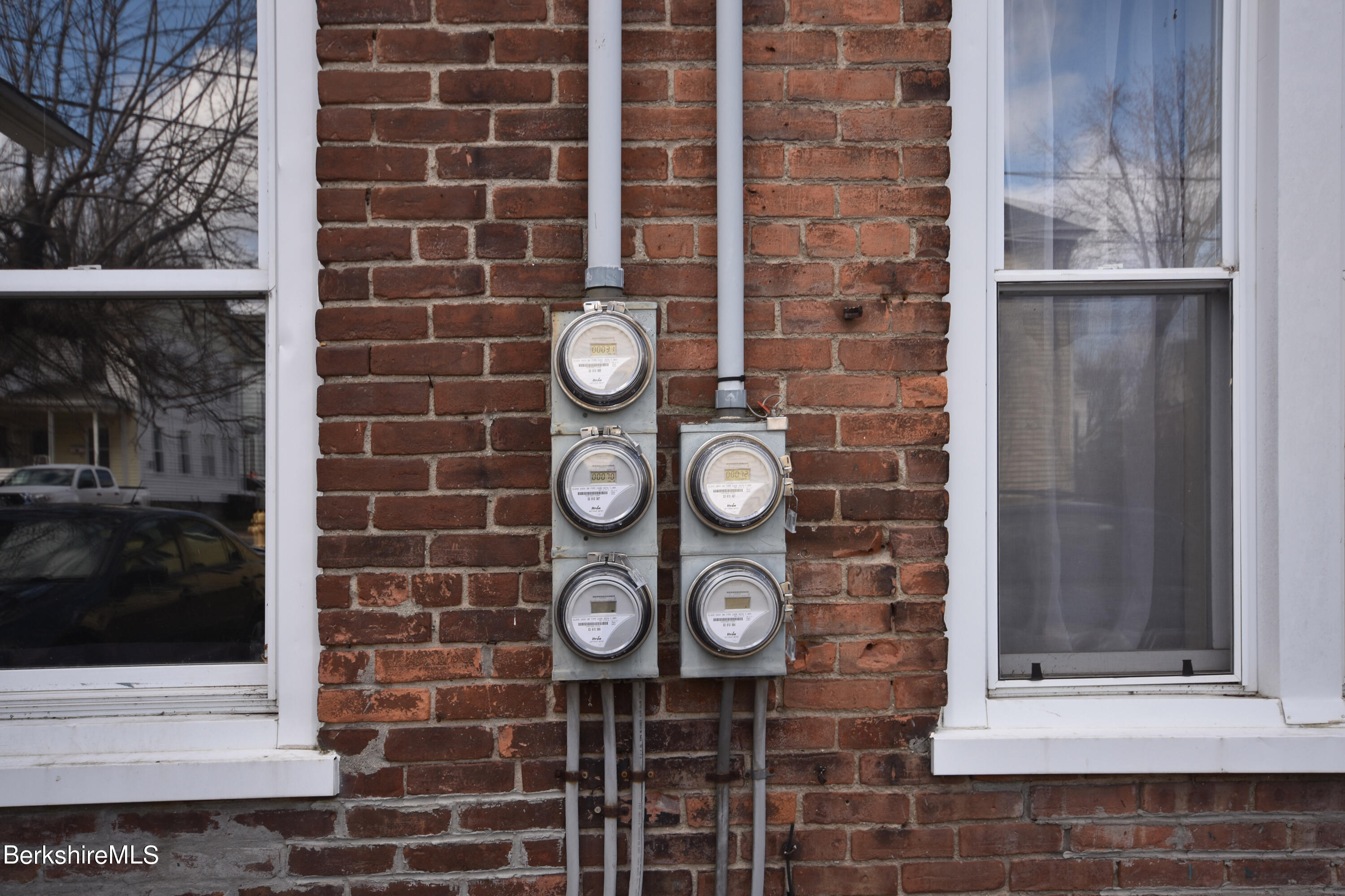 40-48 Reed Street Pittsfield, MA 01201 - Photo 34 of 35 a view of a door