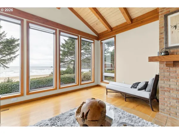 $1,297,000 | 4515 North Coast Highway, Newport, OR 97365