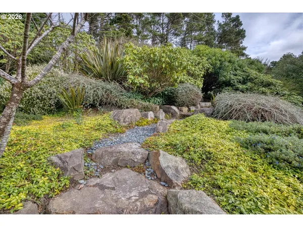 $1,297,000 | 4515 North Coast Highway, Newport, OR 97365