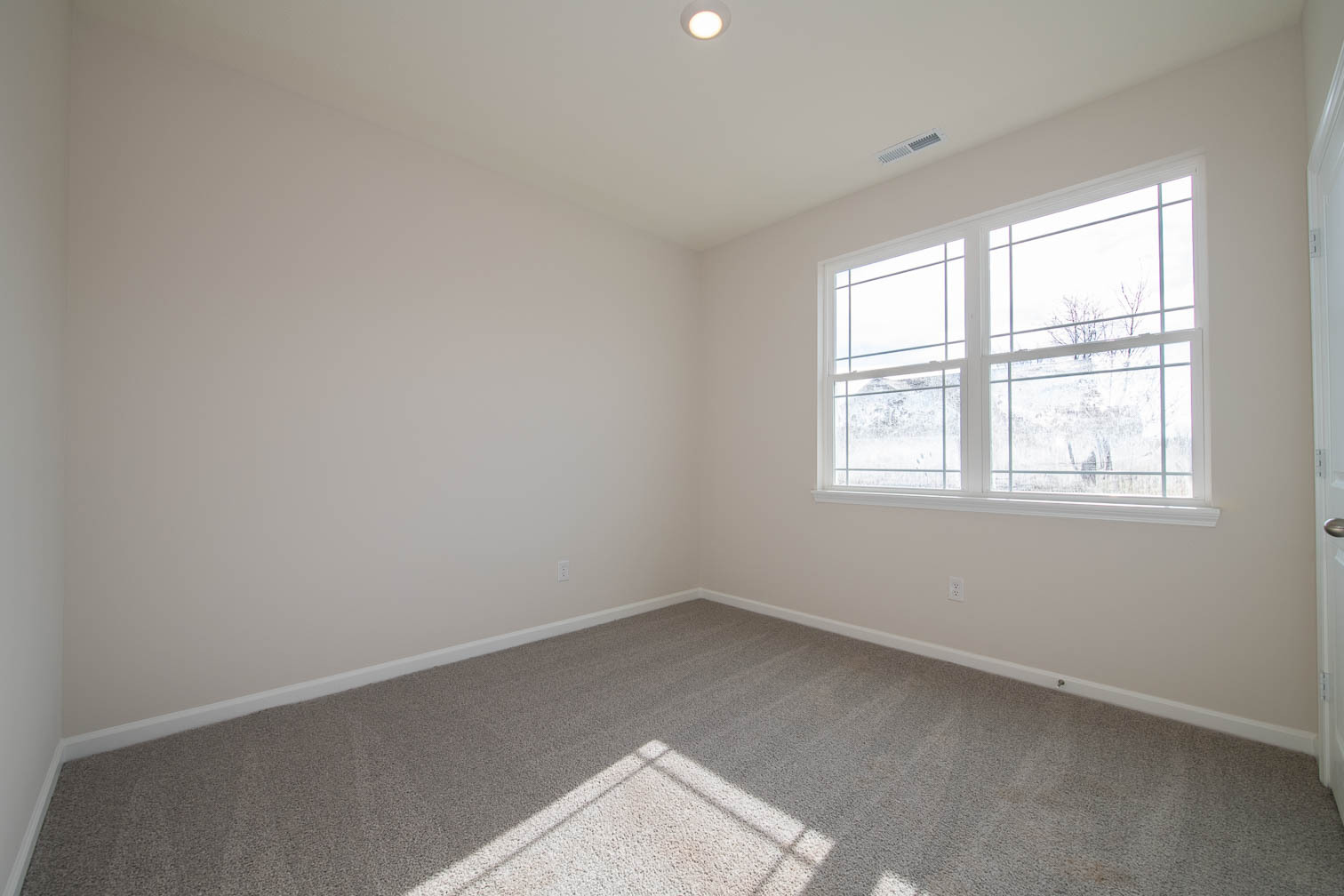 332 Milltown Dr. Pendleton, IN 46064 - Photo 5 of 46