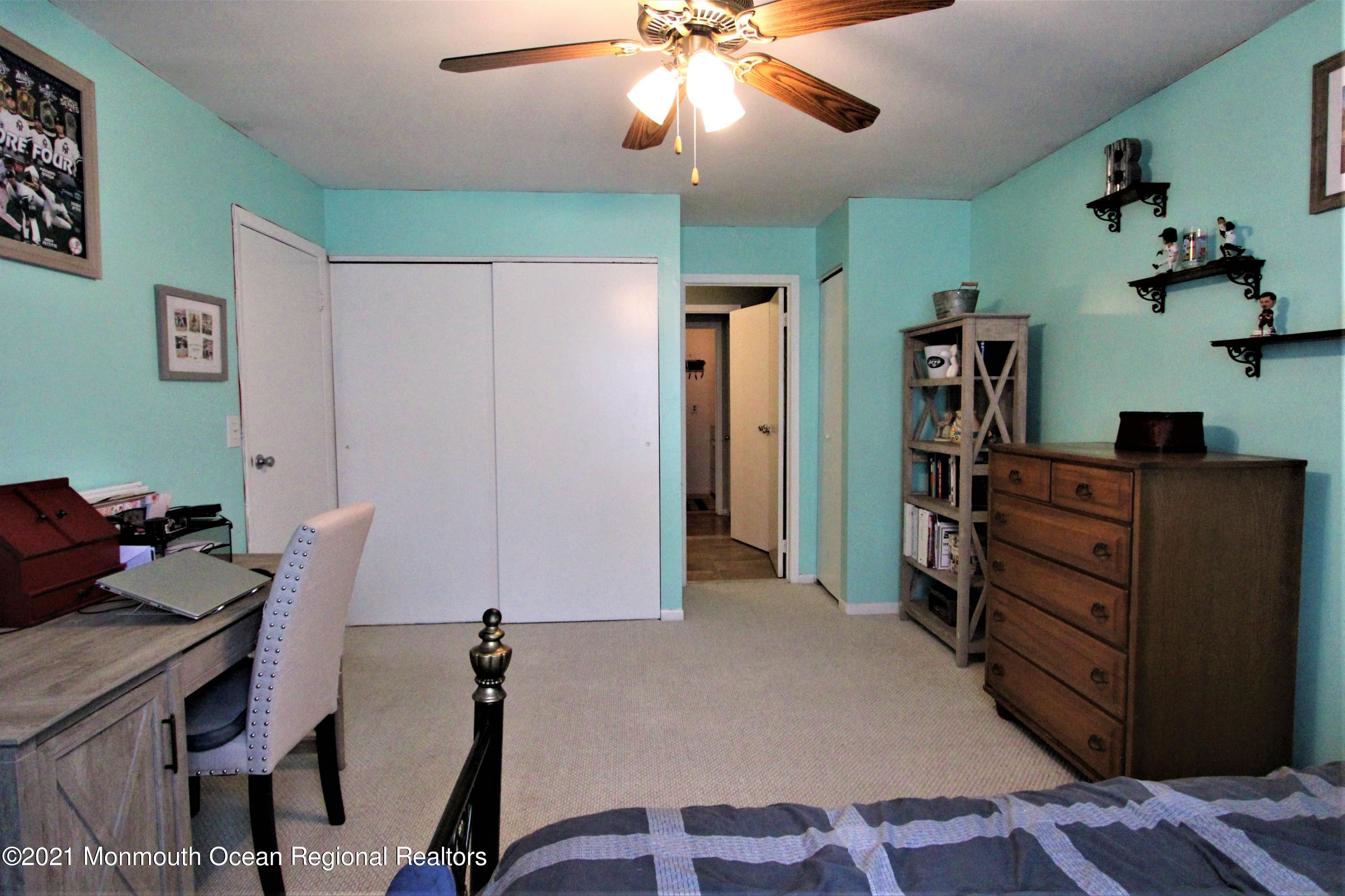 231 Atlantic Street, Unit 48 Keyport, NJ 07735 - Photo 26 of 32 a workspace with furniture and window