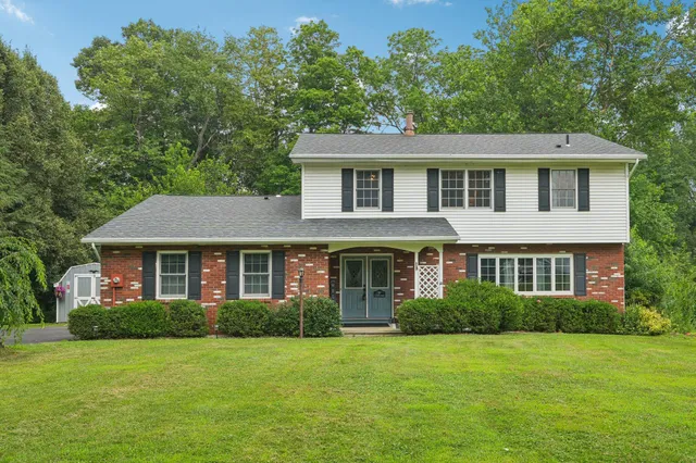 $672,000 | 15 Bradner Drive, Warwick, NY 10990