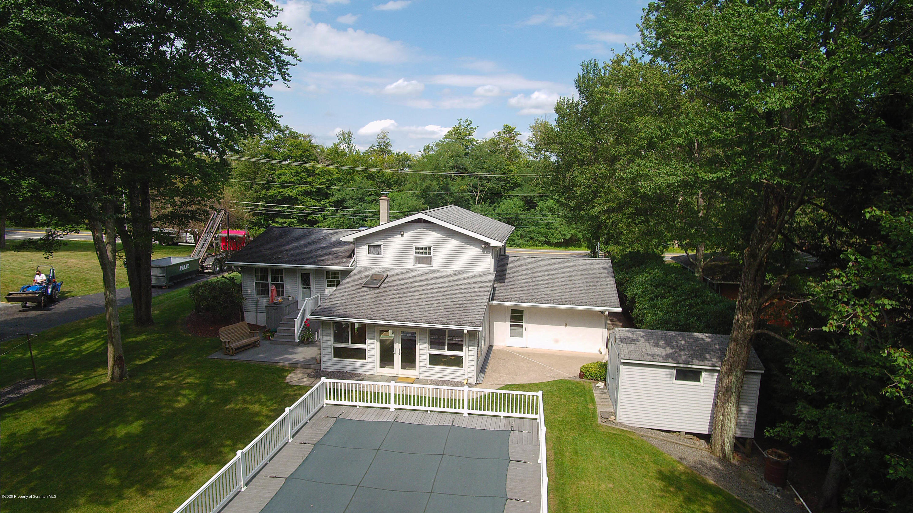 323 Blue Shutters Road Moscow, PA 18444 - Photo 6 of 69 Gallery Image 6