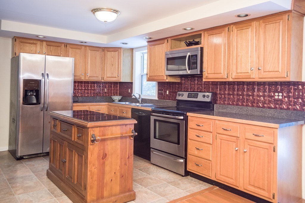 804 Pine Meadow Road Northfield, MA 01360 - Photo 3 of 29 Gallery Image 3