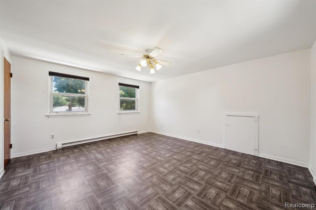 26615 Thomas Warren, MI 48091 - Photo 18 of 23