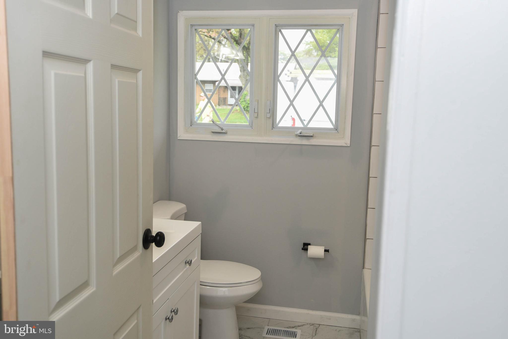 348 Trenton Road Fairless Hills, PA 19030 - Photo 7 of 18 Gallery Image 7
