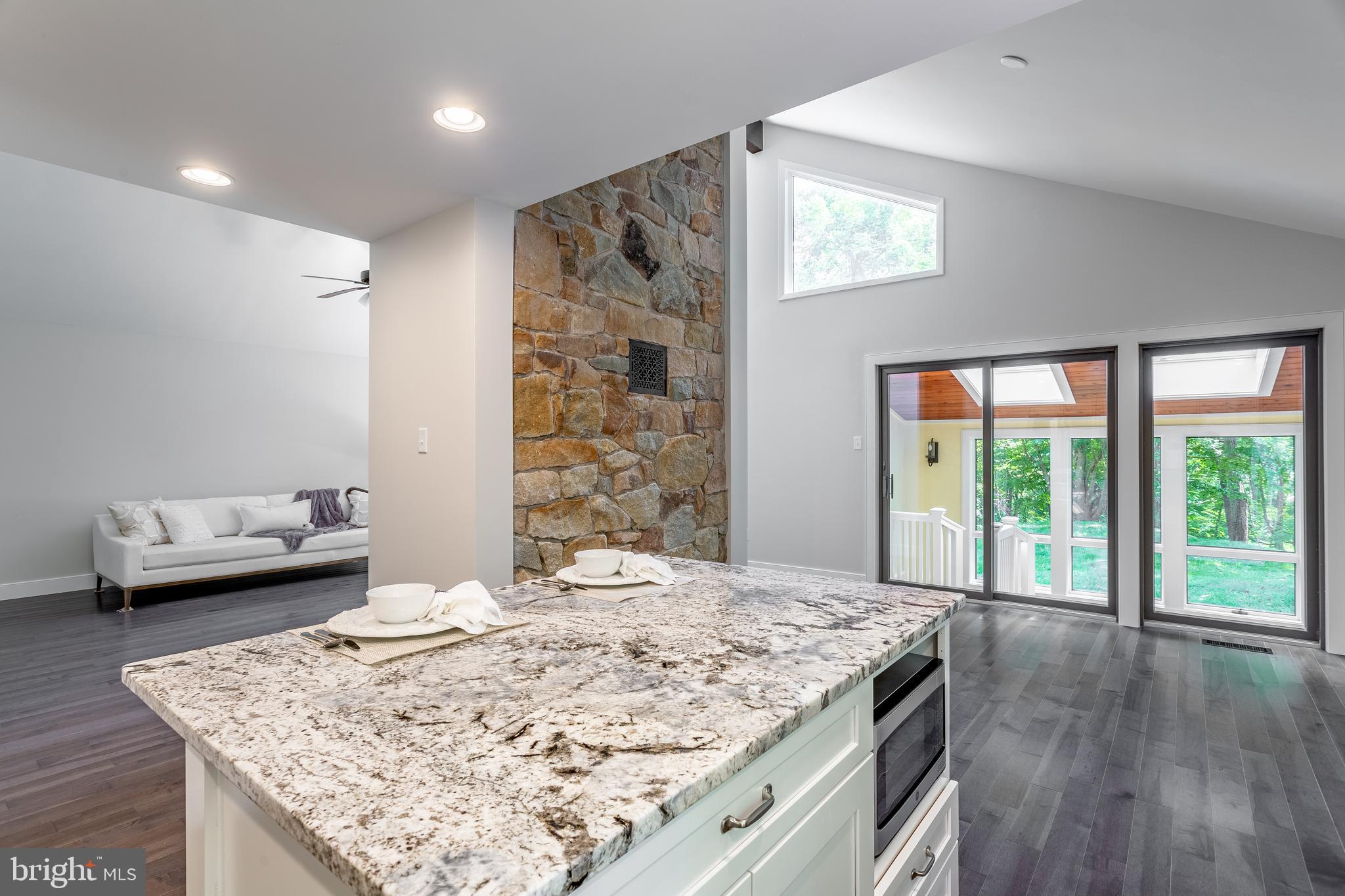 6237 Lower Mountain Road New Hope, PA 18938 - Photo 11 of 30 Gallery Image 11
