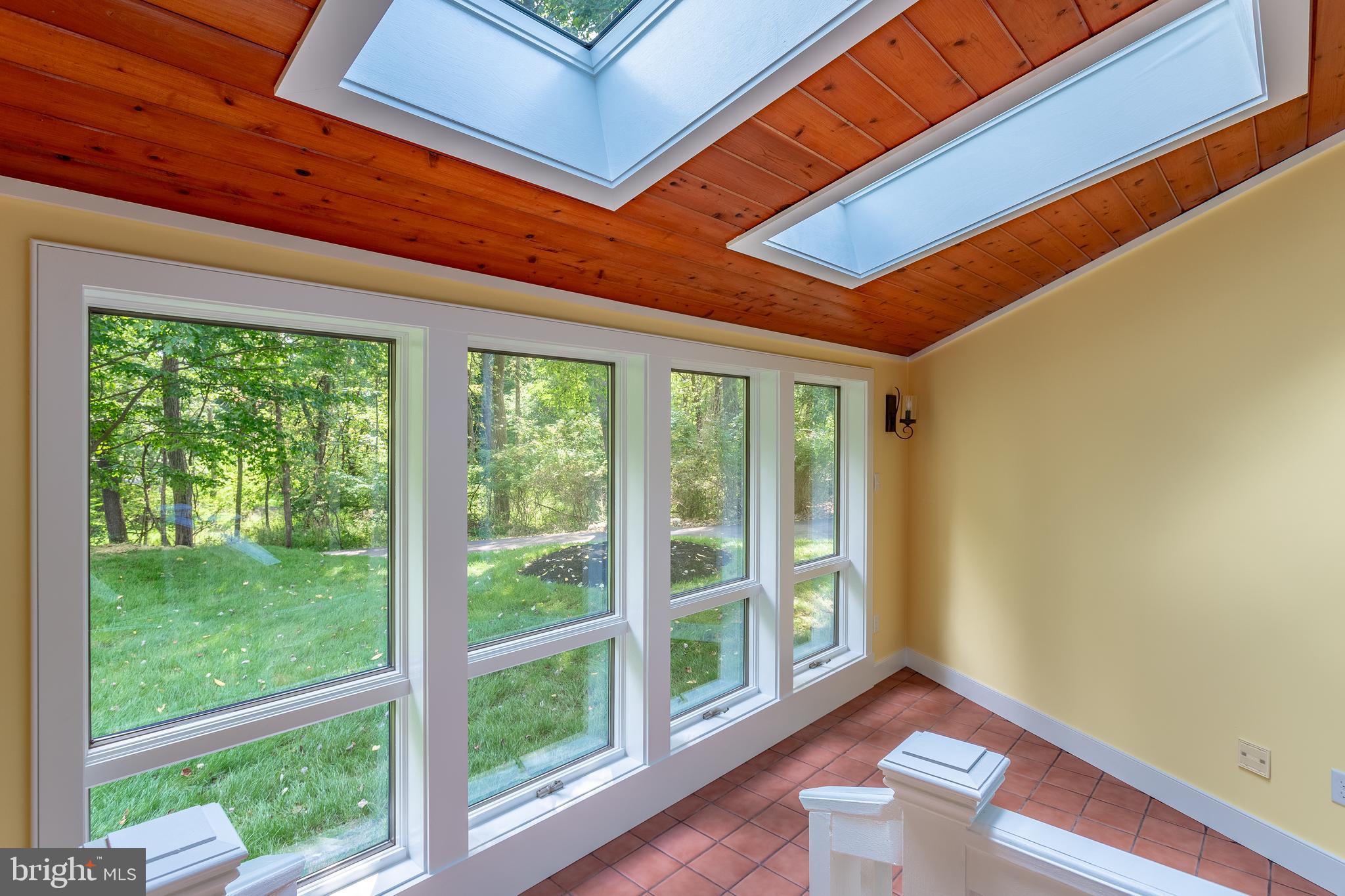 6237 Lower Mountain Road New Hope, PA 18938 - Photo 12 of 30 Gallery Image 12