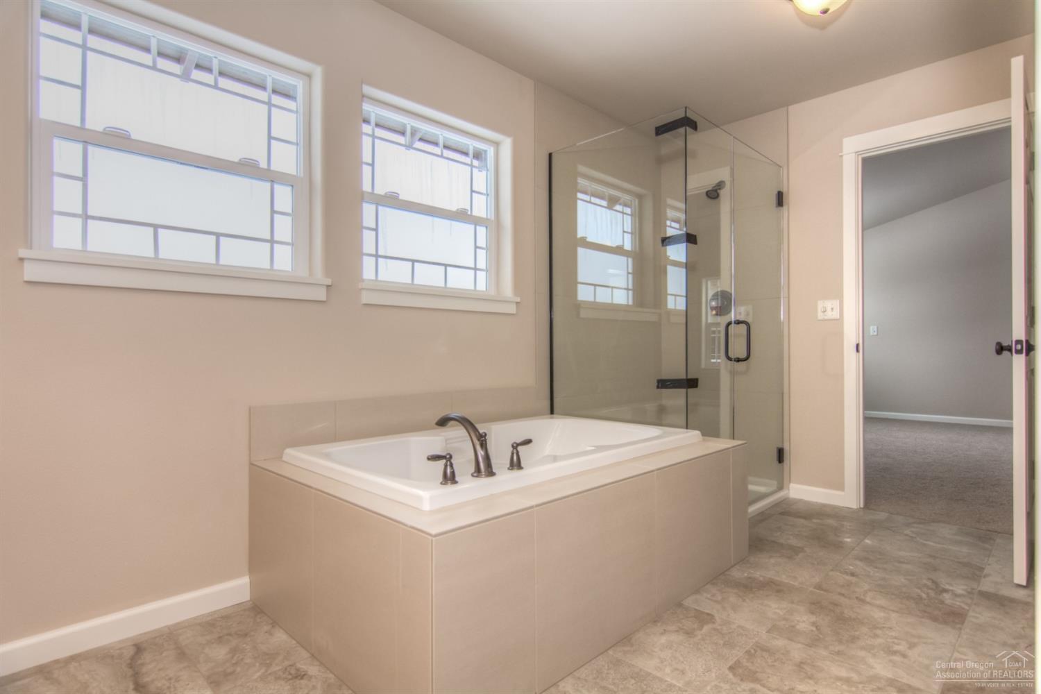 62720 Hawkview Road Bend, OR 97701 - Photo 10 of 16 Additional Photo