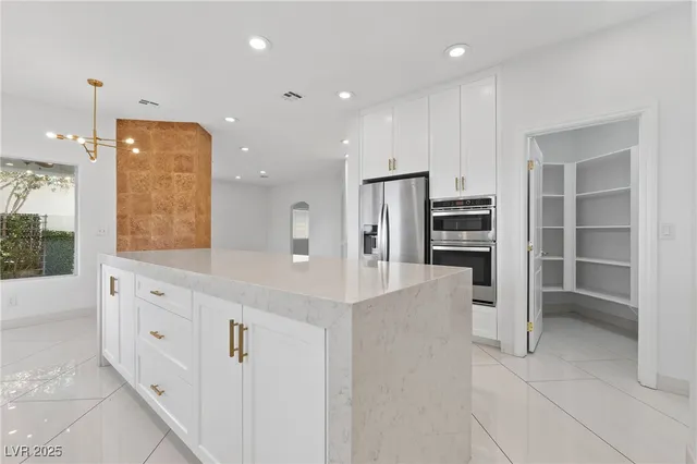 $3,790 | 3004 Sun Lake Drive, Las Vegas, NV 89128