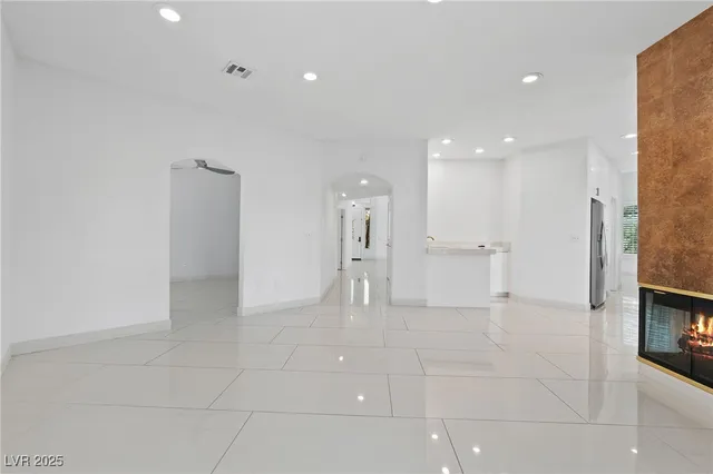 $3,790 | 3004 Sun Lake Drive, Las Vegas, NV 89128