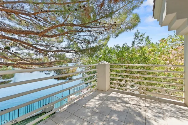 $3,790 | 3004 Sun Lake Drive, Las Vegas, NV 89128