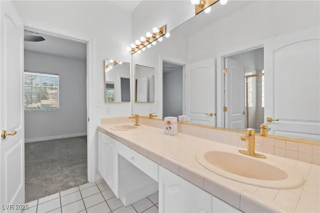 $3,790 | 3004 Sun Lake Drive, Las Vegas, NV 89128