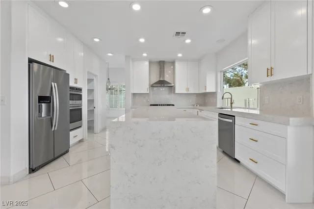 $3,790 | 3004 Sun Lake Drive, Las Vegas, NV 89128