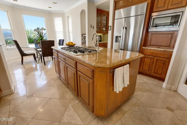 $1,999,990 | 12127 Presilla Road, Camarillo, CA 93012