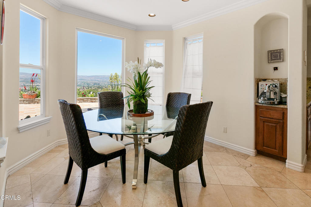 12127 Presilla Road Camarillo, CA 93012 - Photo 35 of 69